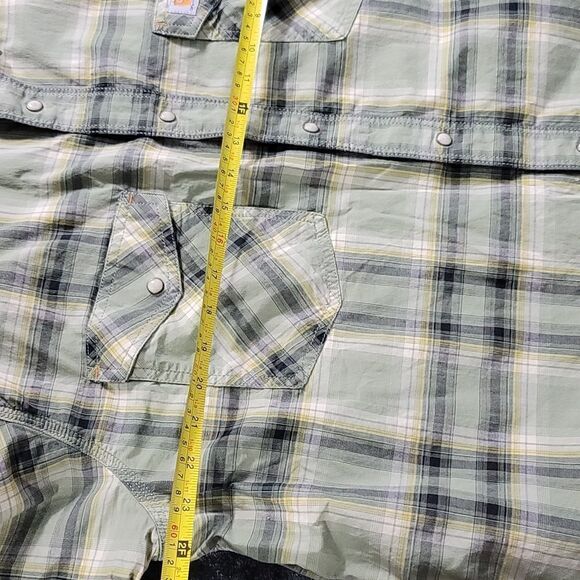 Carhartt  Plaid Short Sleeve  Button up Shirt - Picture 9 of 10